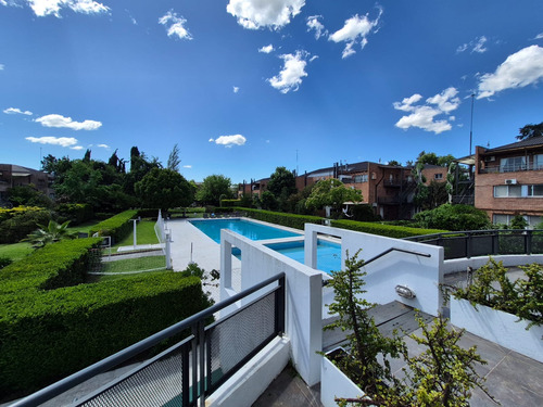 Venta Tipo Casa 3 Amb C/cochera, Jardín Y Parrilla Pilar