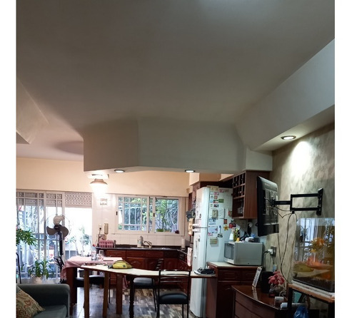 Imagen 8 de 17 de Lanus Oeste - Casa En Barrio Residencial A Metros Del Centro