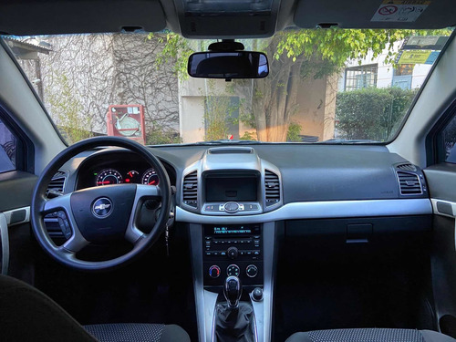 Imagen 9 de 15 de Chevrolet Captiva 2.4 Ls Mt Fwd 167cv 2014