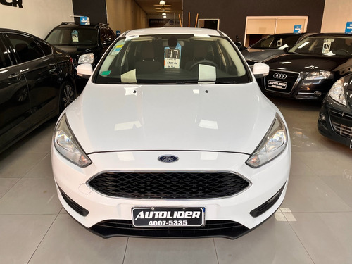 Ford Focus III 1.6 Sedan S