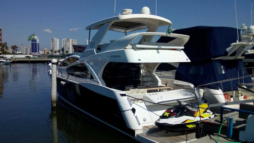 Lancha Schaefer 620, Ano 2014. Volvo D13 - Marina Atlântica