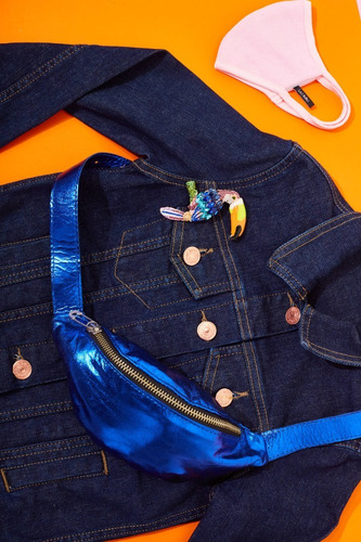 Riñonera Varanasi Azul Metalizado Las Pepas Mini