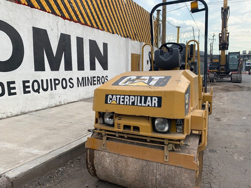 Imagen 3 de 14 de Compactador Doble Cat Cb24 2008 Caterpillar Recien Importado