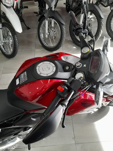 Imagen 8 de 15 de Honda, Cb 190 R, Modelo 2023