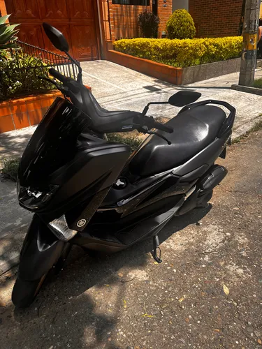 Nmax 155 Negro Mate