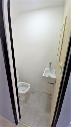 Imagen 9 de 14 de Duplex 3 Amb - Cochera Y Patio - A Estrenar // Merlo 1100