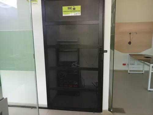 Local En Arriendo En Pontevedra. Cod A1105049
