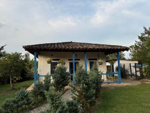 Casa En Arriendo/venta En El Tablazo. Cod A22049