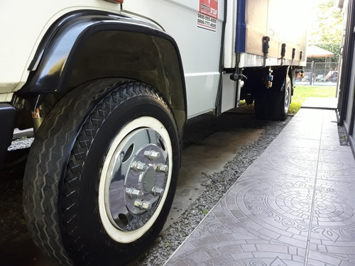 Mercedes Benz 710