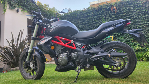 Benelli Tnt 300 - 2017 - 6500km
