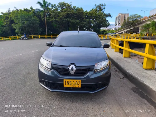Renault Logan 1.6 Authentique