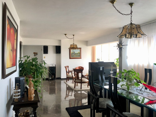 Imagen 3 de 24 de Vendo Apartamento Los Caobos Sector Las Palmas Con Espectacular Vista