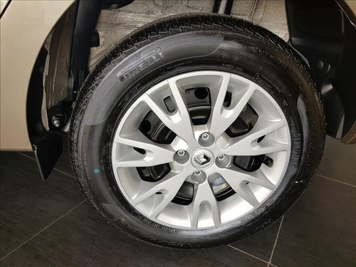 Imagem 6 de 6 de Renault Logan 1.0 12v Sce Zen