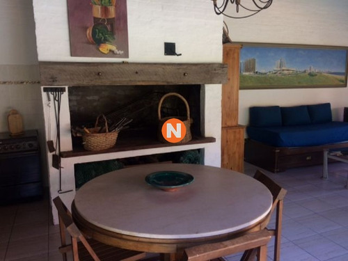 Casa En Venta En Punta Del Este Nana Lavagna- Ref: 213600