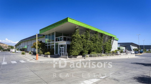Arriendo De Bodegas En Centro Logístico 2447 M2 - Renca