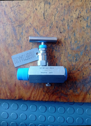 Valvula Aguja Con Purga De 1/2 Mxf Ss-316 En 6000#