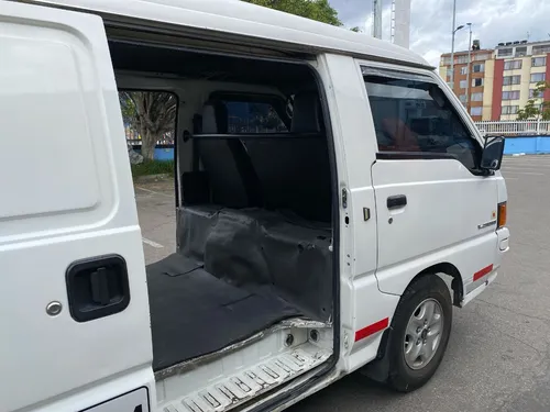 Mitsubishi L300 2.0 Panel