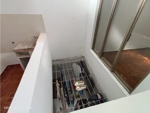 Venta Casa Bifamiliar Con Local En La Floresta Cali