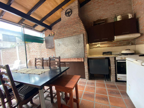 Venta/permut Duplex Con Patio, Quincho Y Parrilla 