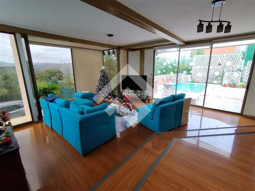 Casa En Venta Los Almendros, Reñaca, 5d Y 4b, Viña Del Mar
