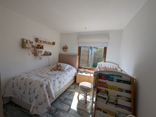 Parcela Con 2 Casas Y Cabaña En Mantagua, 2500m2
