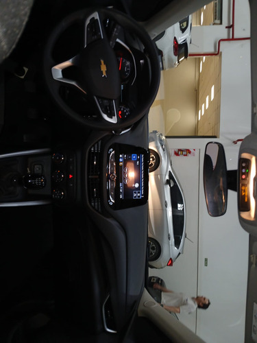 Chevrolet Onix 1.0 Lt