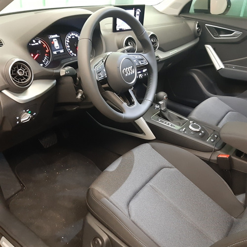 Audi Q2 2020 Usada 2019 2018 0km Q3 Sportback A1 Q5 Sq5 Pg