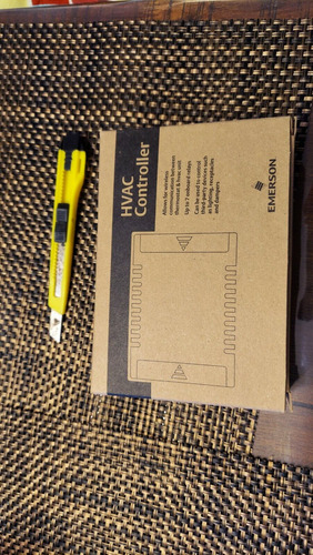 New Emerson Vx3-rsw-u-w (its) Hvac Controller 840-00016- Bbz
