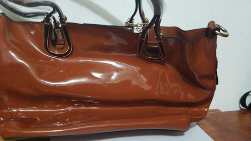 Imagen 4 de 5 de Bolsa Michael Kors Mk Cafe Detalle