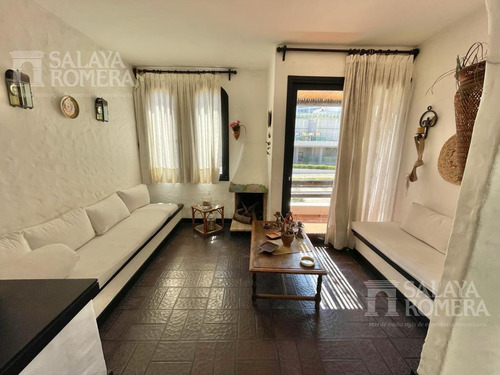 Imagen 1 de 10 de Venta 2 Dormitorios, Avenida Chiverta , Punta Del Este Sap3996916