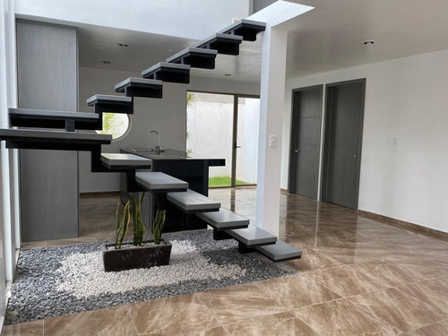 Imagen 7 de 14 de Casa En Excelente Ubicacion