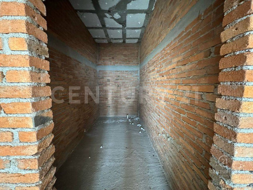 Casa En Venta En Lomas Universidad Iii Chihuahua, Chih.