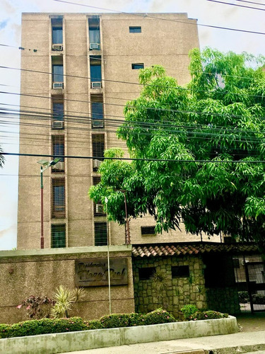Mundo Inn Vende Apartamento Ubicado En Urbanizacion Del Este A Una Cuadra Del C.c. Sambil