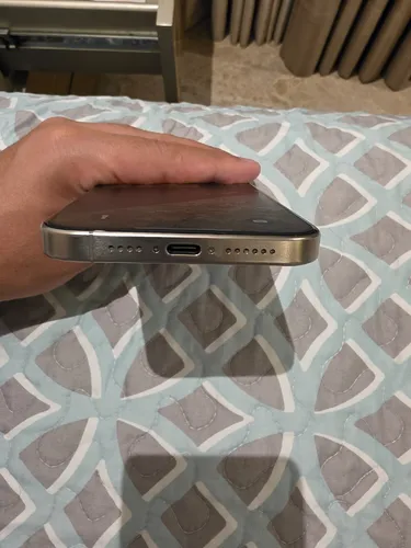 Apple iPhone 15 Pro Max (256 Gb) - Titanio Natural (Usado)