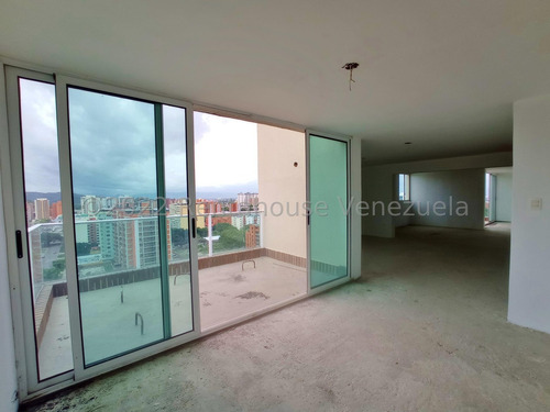Apartamento Penthouse En Venta Obra Limpia Con Planta Electrica Jardin Piscina Cancha Tenis Planta Estef 24-5713