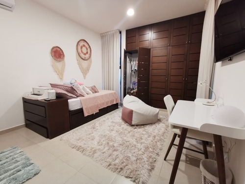 Casa En Privada En Playa Del Carmen
