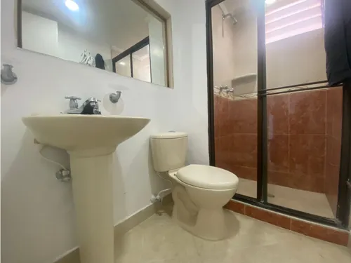 Venta Apartamento Para Inversión Parte Baja Los Bernal, Medellin