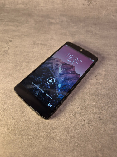 Lg Nexus 5 32gb Blanco 2gb Ram Liberado 4g/lte Blanco (Usado)