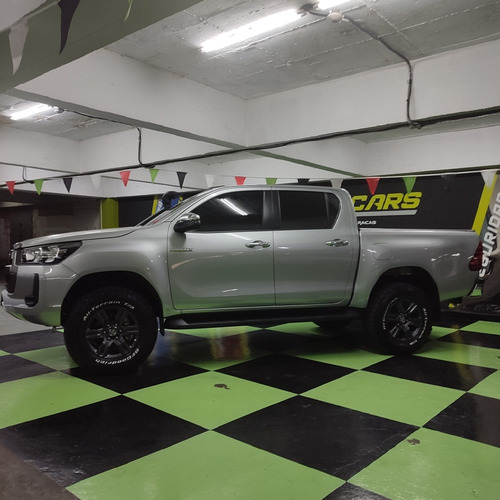 Imagen 5 de 12 de Toyota Hilux Automatico