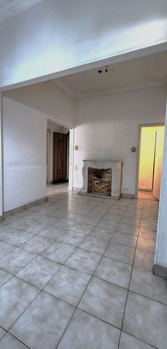 Venta Ph Excelente A Refaccionar. Vélez Sarsfield