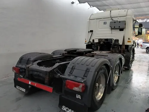 Scania P360 6x2 Año 2013