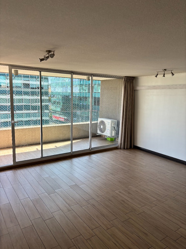 Departamento En Av. Las Condes Cerca De Clinica Las Condes