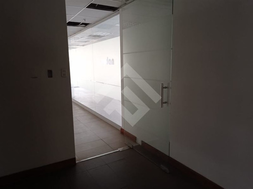 Imagen 27 de 30 de Oficina En Venta En Huechuraba