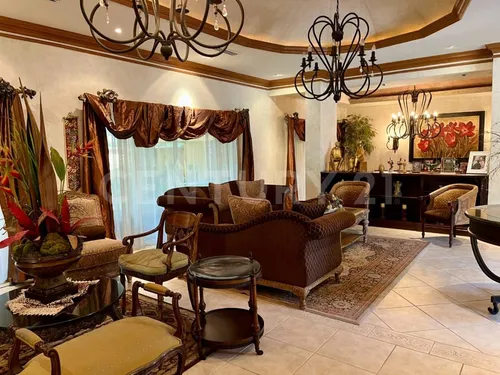 Venta Casa En Saltillo En Privada