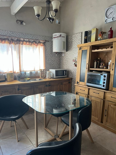 Casa Chalet En Venta En De Vicenzo Grande, Del Viso, Pilar
