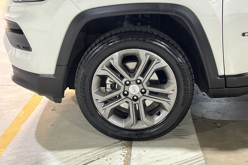 Jeep Compass 1.3 LONGITUDE AUT