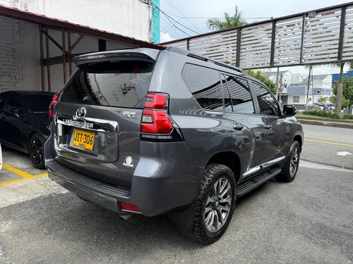 Toyota Prado 3.0 Tx-l Fl 2