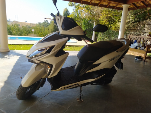 Imagem 3 de 3 de Honda Elite 125