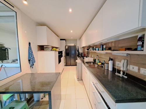 Arriendo. 3 Dormitorios | 1 Estar | 3 Baños | Pieza Servicio