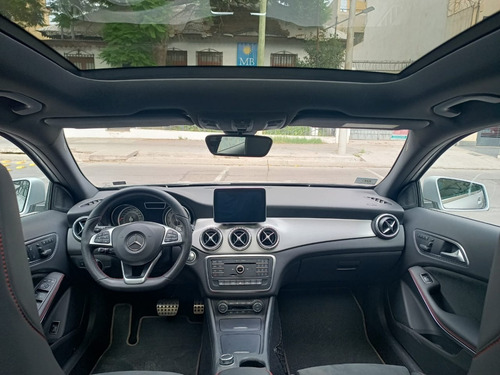 Imagen 7 de 8 de Mercedes Benz Gla 250 Urban 4matic Amg